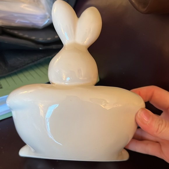 Easter Bunny 3-D White Polka Dot Bow Tie Candy Trinket Bowl Dish - Picture 2 of 15